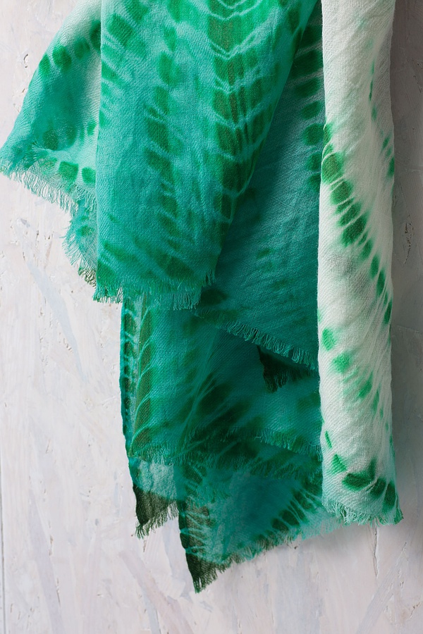 Scarf 103 750LEAF