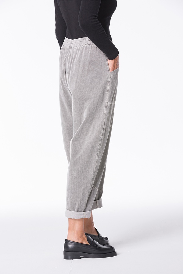 Trousers Eskalla 332 / Cotton cord with stretch content 122MOON