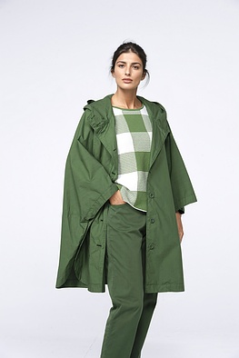 Outdoor jacket 402