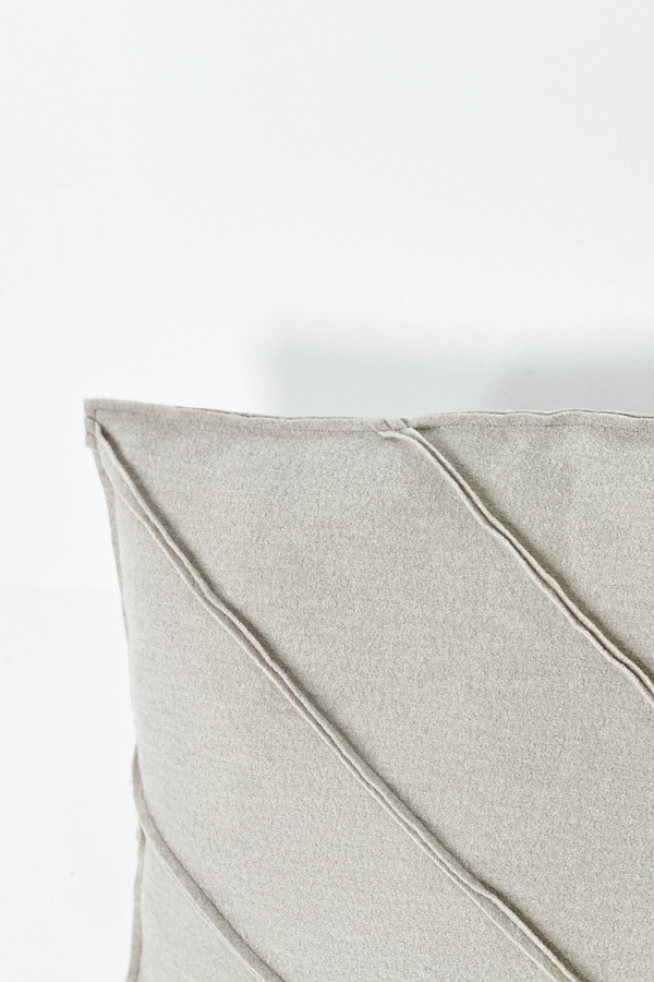 Pillow 50x70 mit Nähten - 120MOON - 91825230008