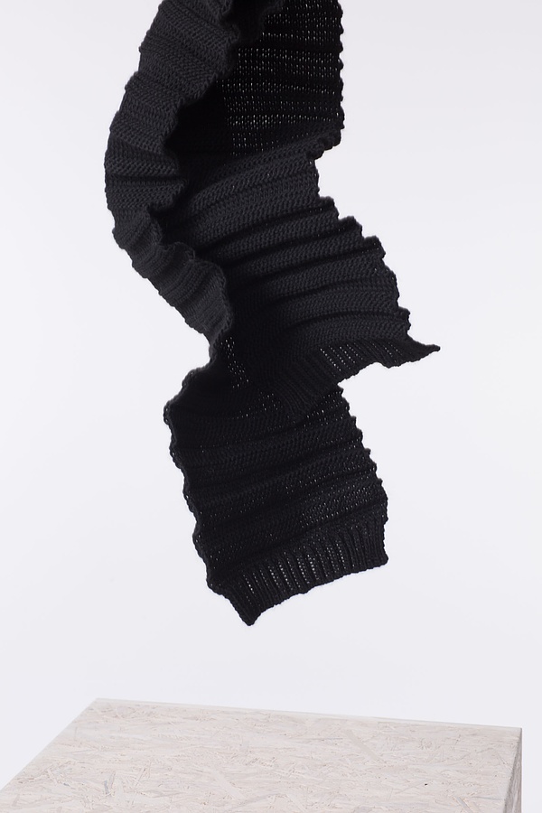 Scarf 047 990BLACK